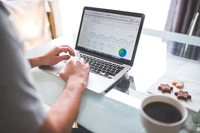 analytics, charts, graphics, marketing, traffic, seo, macbook, laptop, typing, working, technology, analytics, analytics, seo, seo, seo, seo, seo. What different copywriting services attribution methods mean for reporting