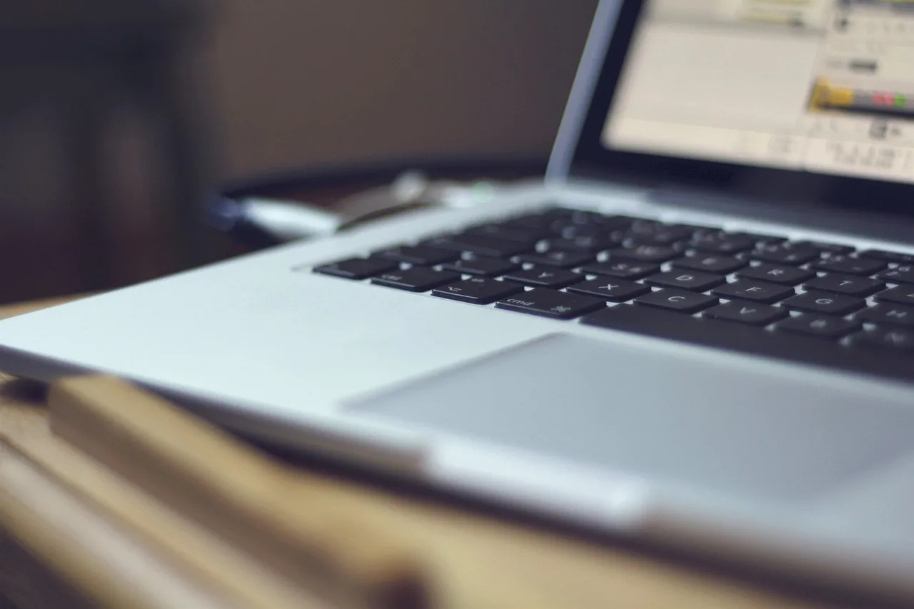 notebook, macbook, computer, business, office, work, technology, laptop, modern, working, internet, online, freelance, job, display, studio, keyboard, apple, online, online, online, online, online